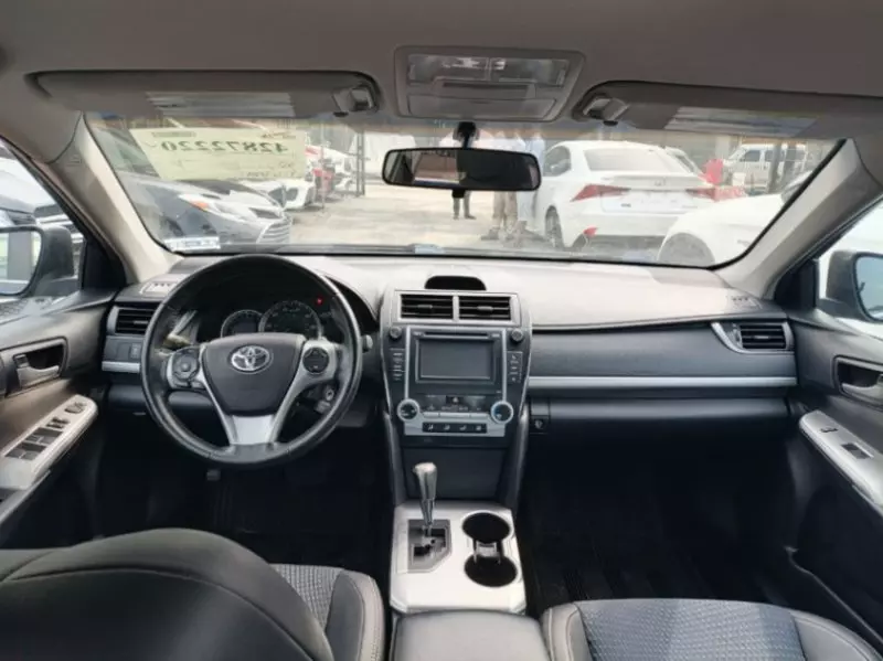 Toyota Camry   - 2013