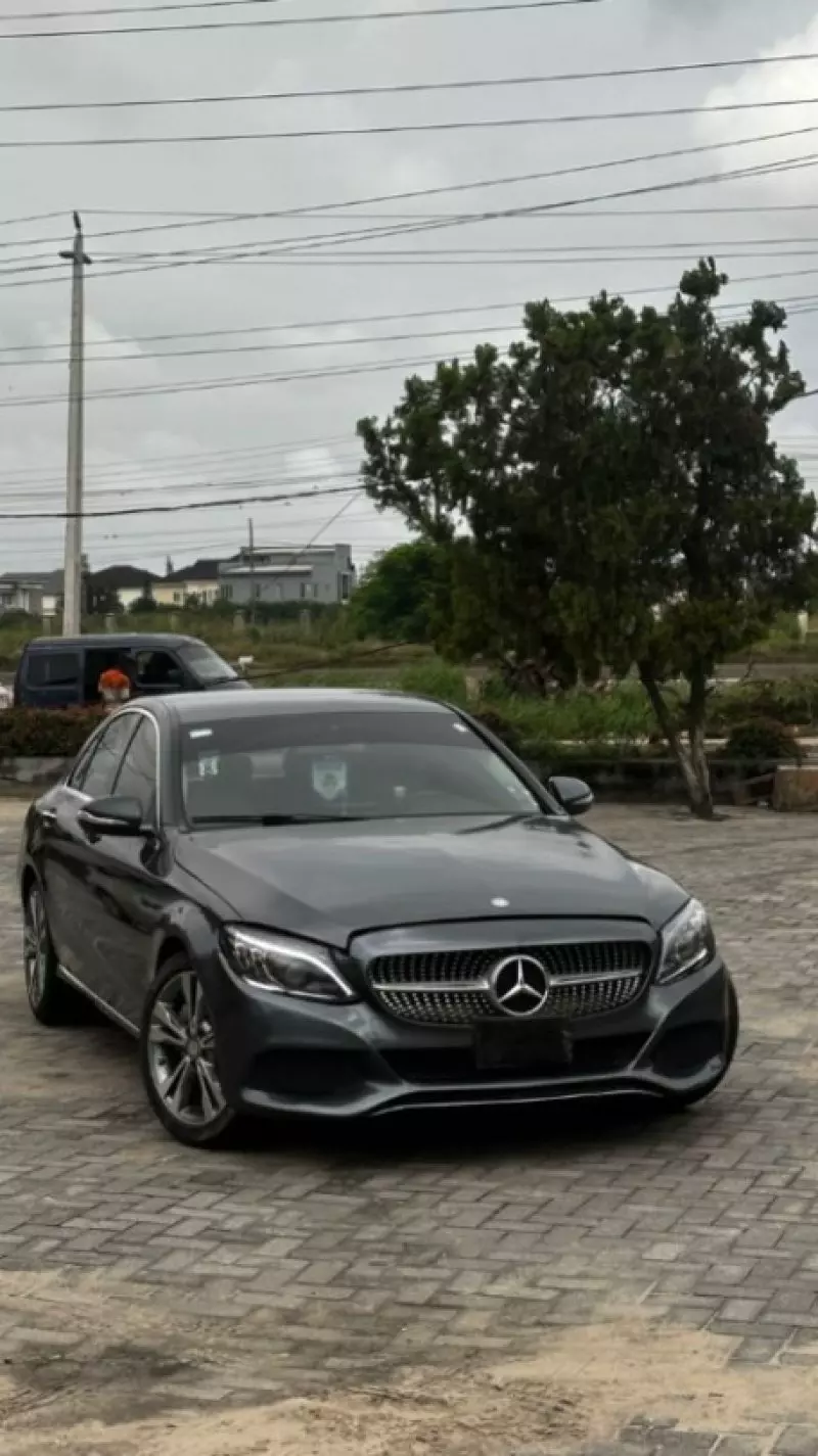 Mercedes-Benz C 300   - 2015