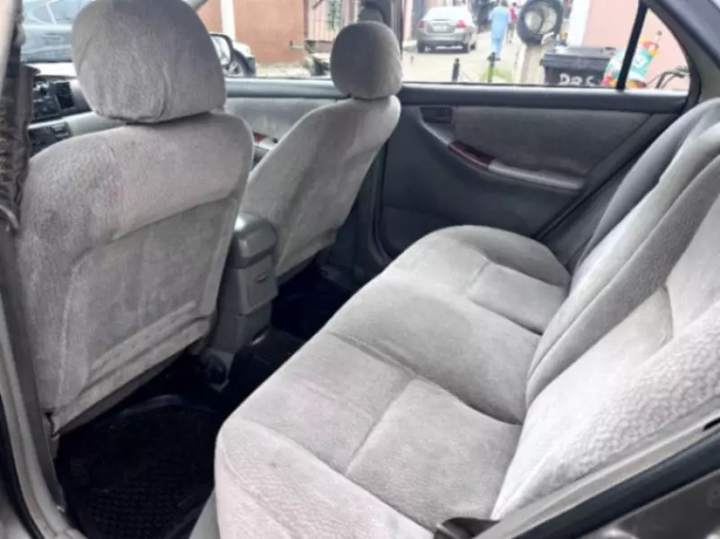 Toyota Corolla   - 2003