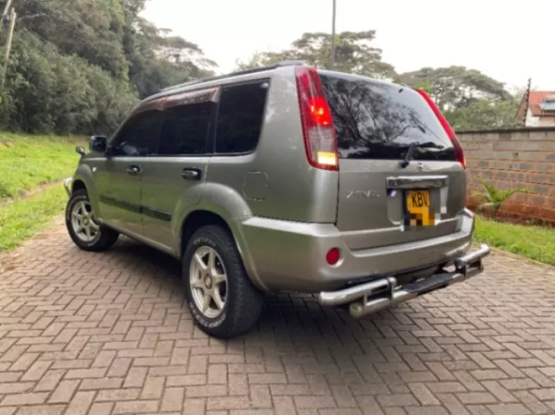 Nissan X-Trail   - 2006