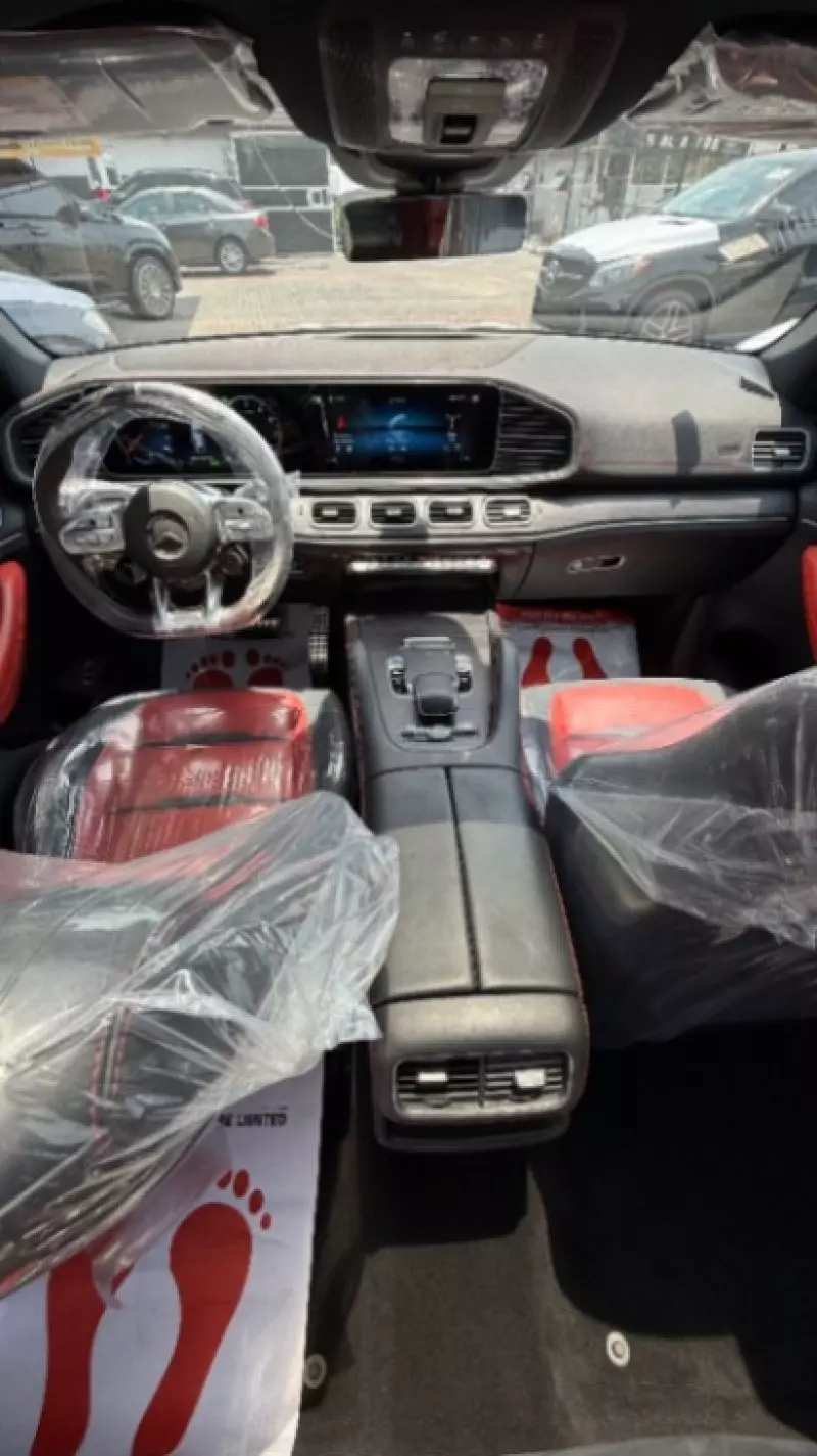 Mercedes-Benz GLE 53 AMG   - 2021