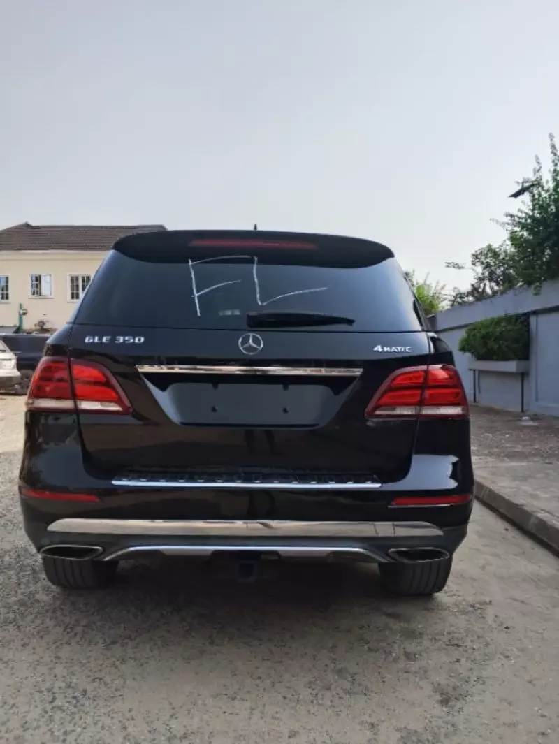 Mercedes-Benz GLE-Class   - 2016