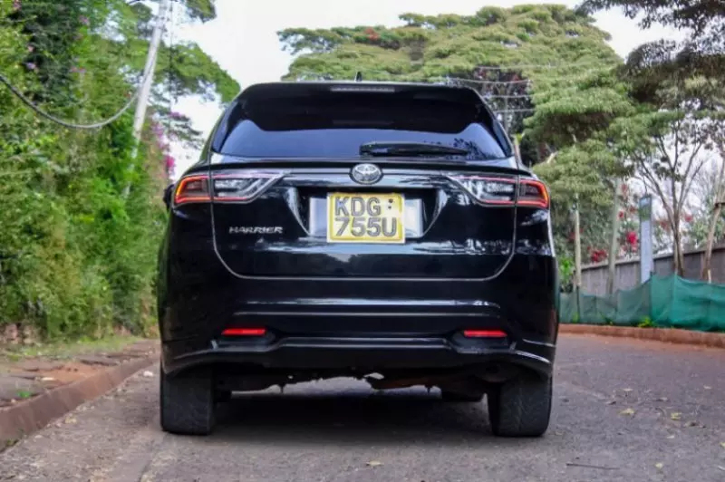 Toyota Harrier   - 2015