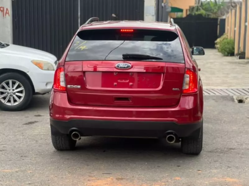 Ford Edge 3.5L    - 2013