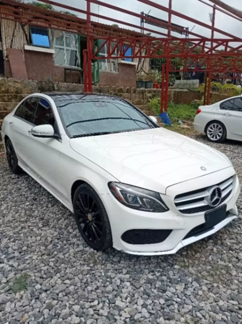 Mercedes-Benz C 300   - 2014