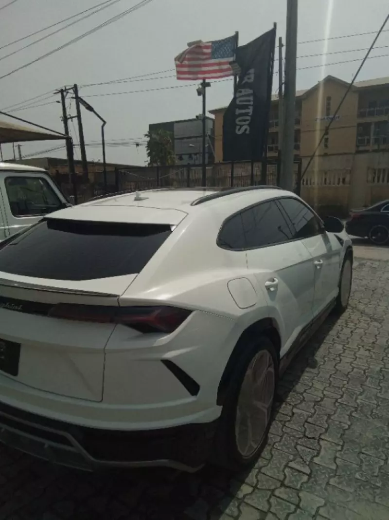 Lamborghini Urus