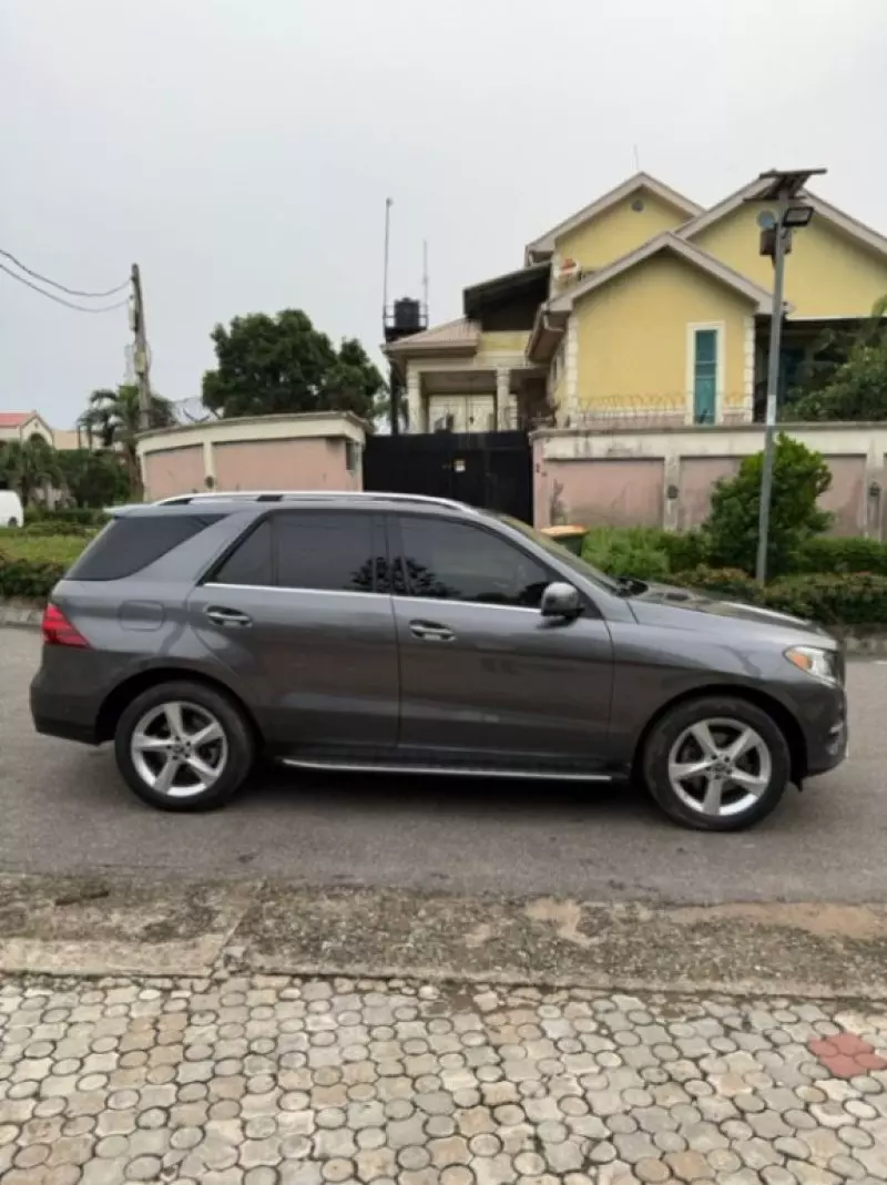 Mercedes-Benz GLE 350