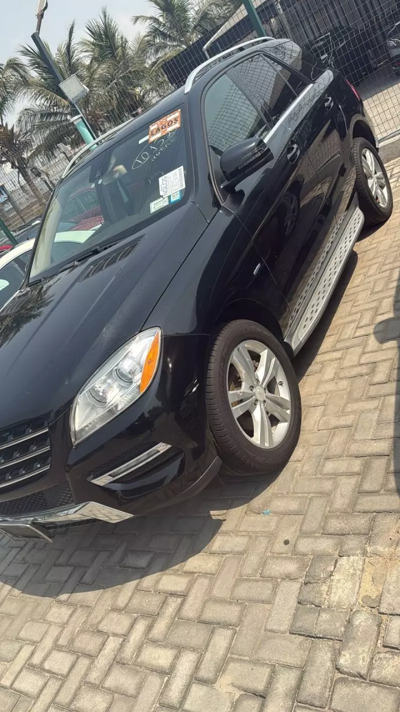 Mercedes-Benz ML 350   - 2012
