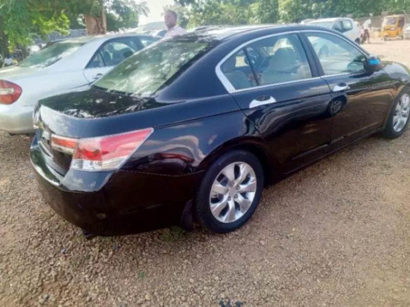 Honda Accord   - 2012