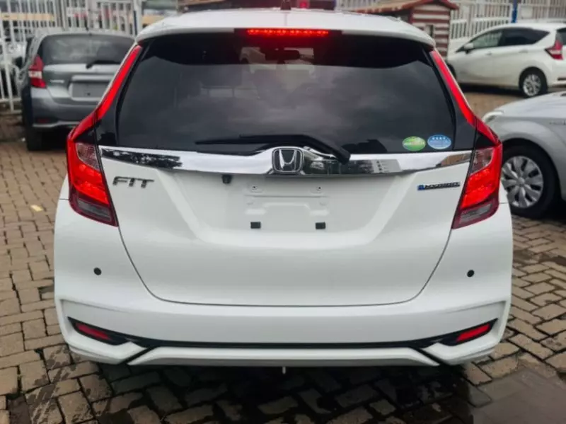 Honda Fit Hybrid    - 2018