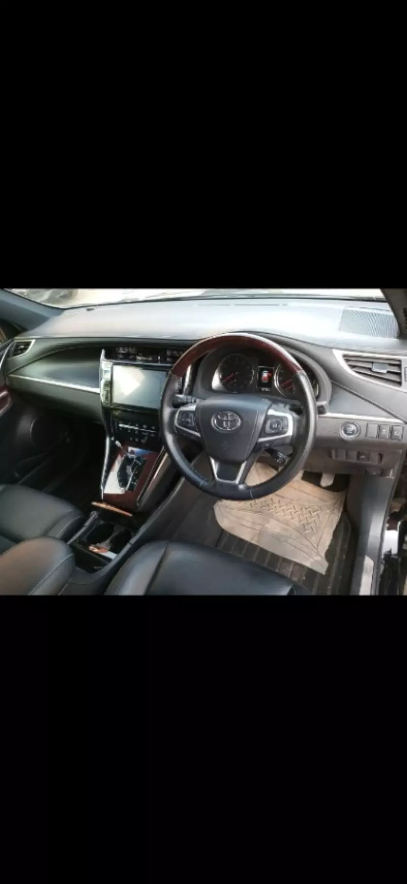 Toyota Harrier   - 2015