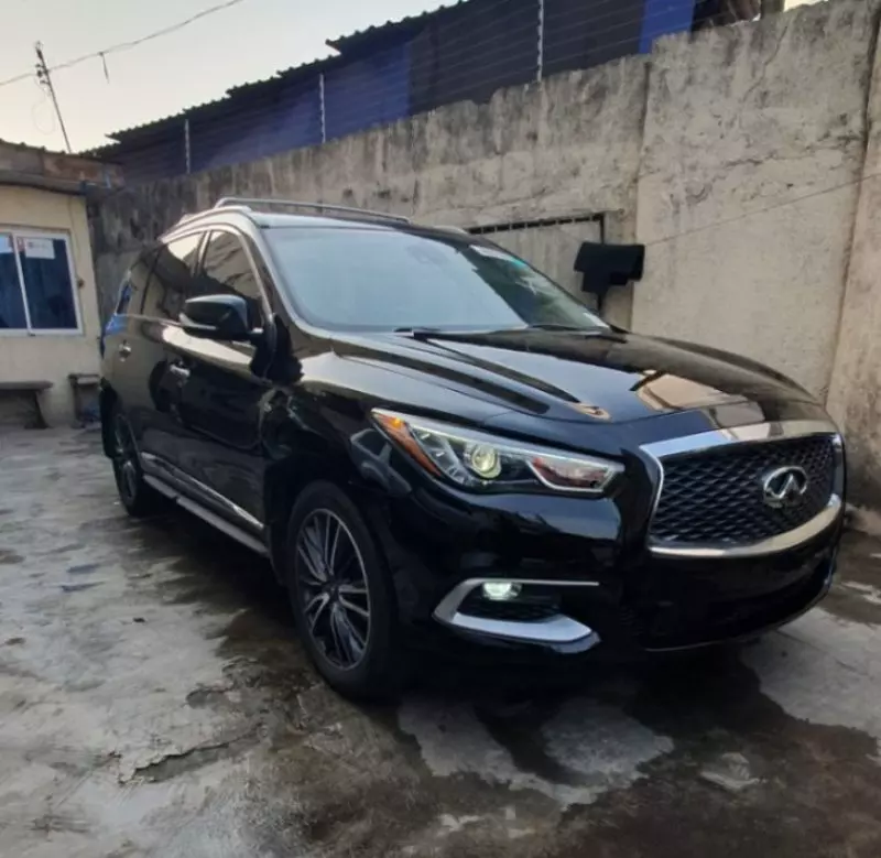 Infiniti QX60   - 2016