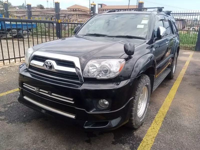 Toyota surf   - 2009