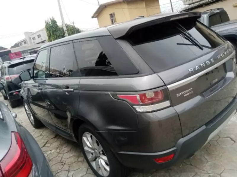 Land Rover Range Rover Sport   - 2015