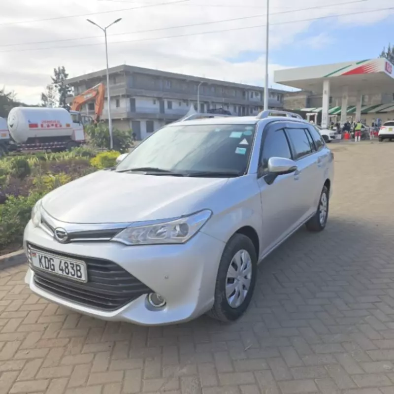 Toyota Fielder    - 2015