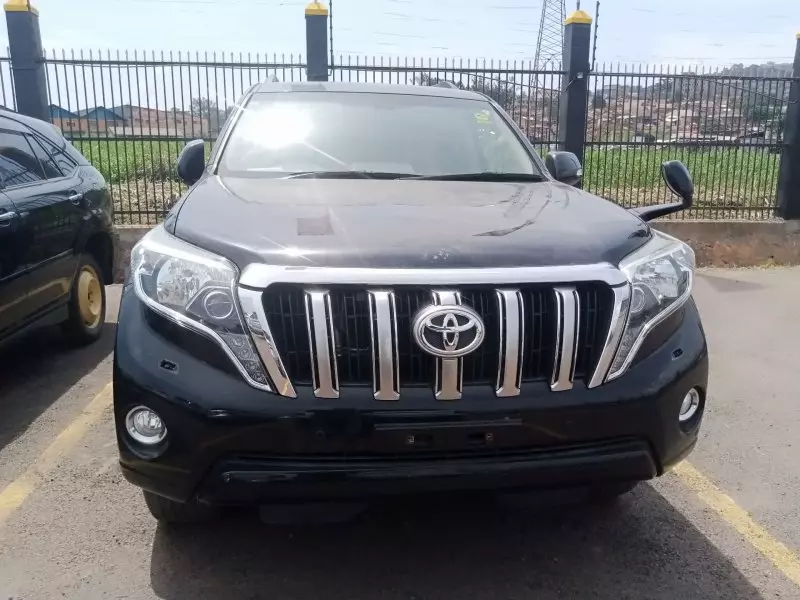 Toyota Landcruiser Prado   - 2016