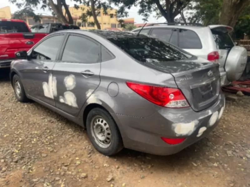 Hyundai Accent   - 2014