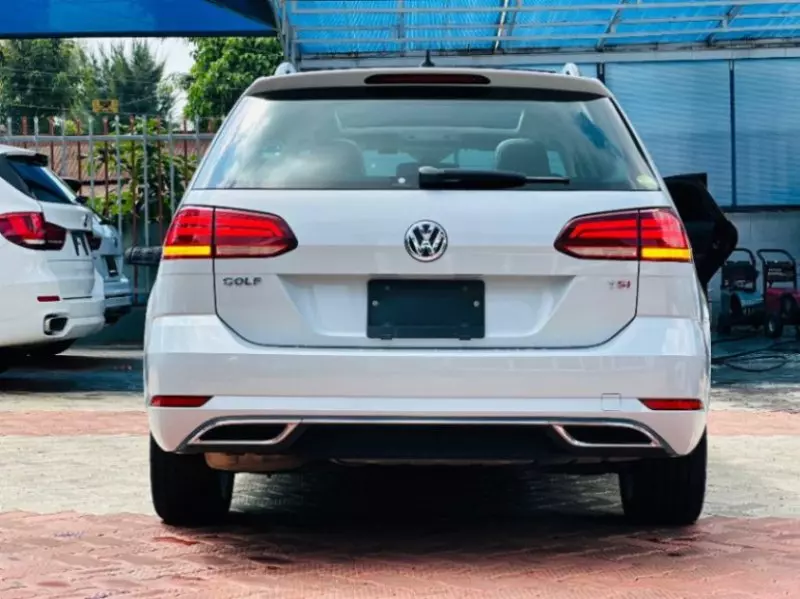 Volkswagen Passat Variant   - 2018