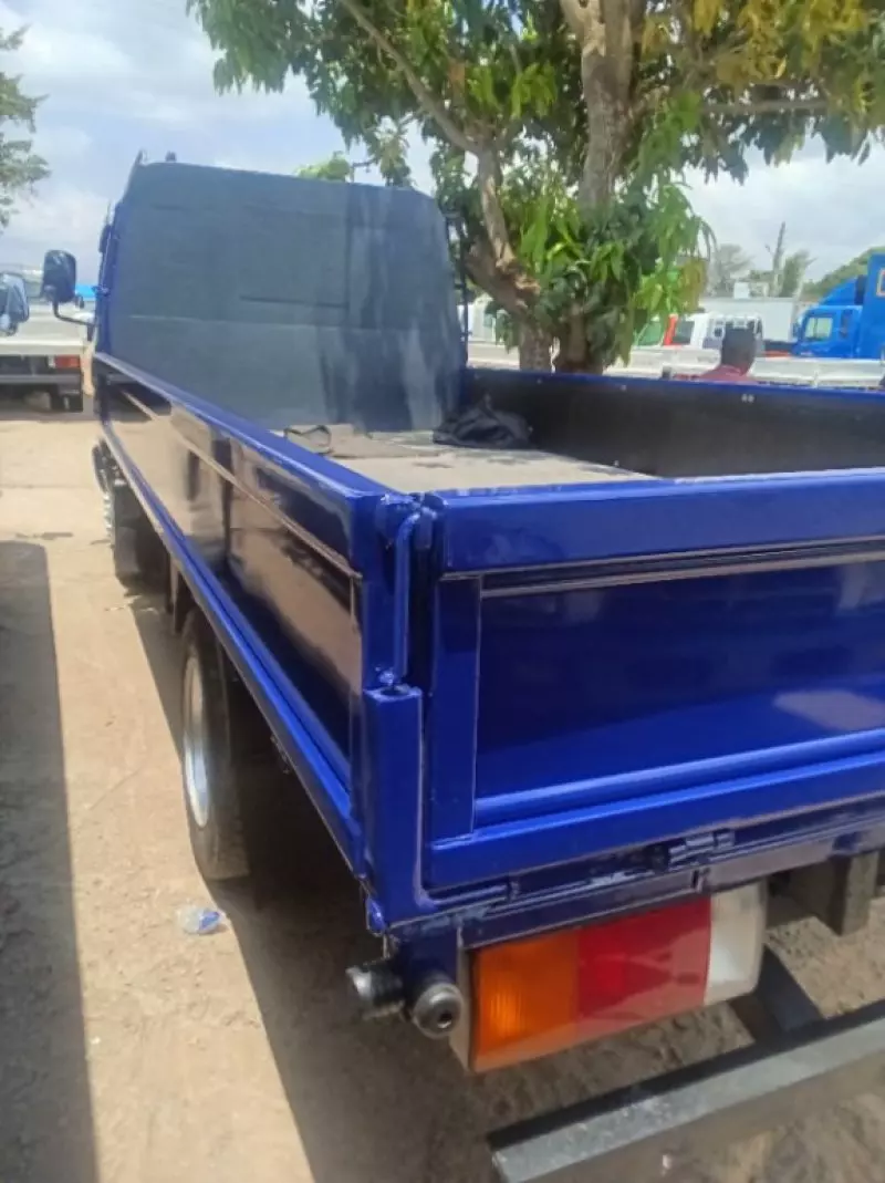 Hyundai Mighty   - 2004