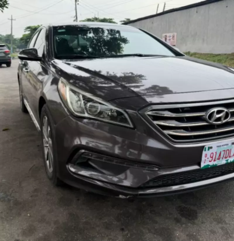 Hyundai Sonata   - 2017
