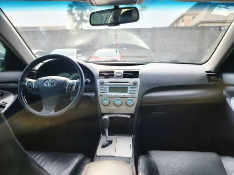 Toyota Camry   - 2006