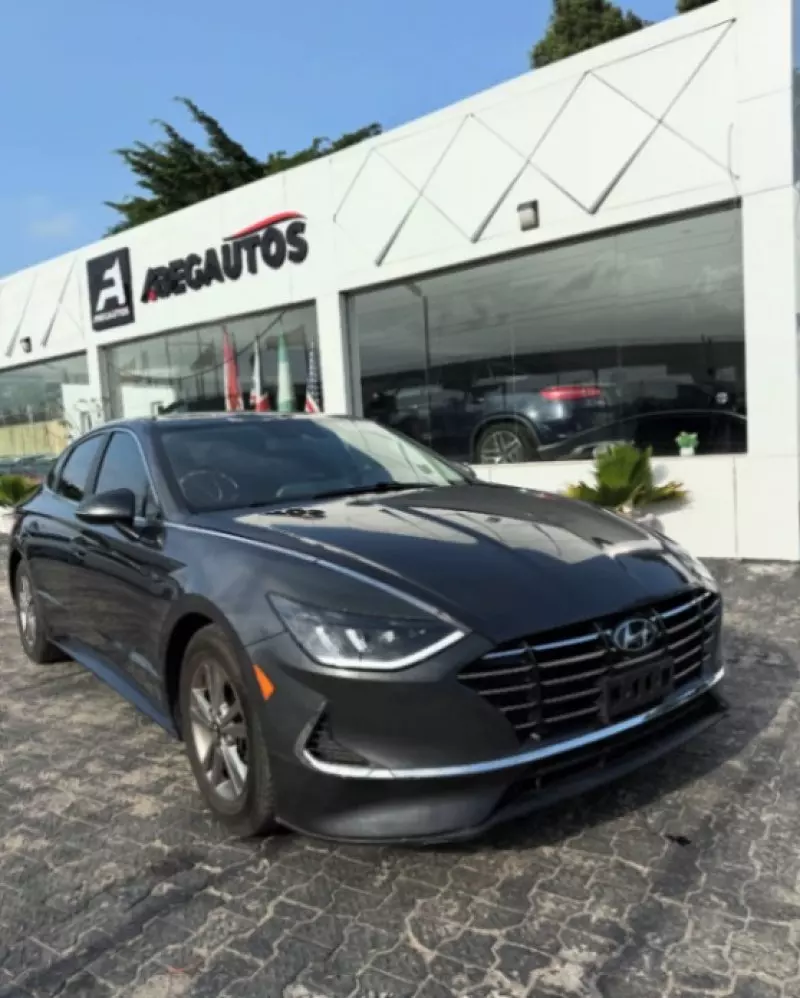 Hyundai Sonata   - 2021