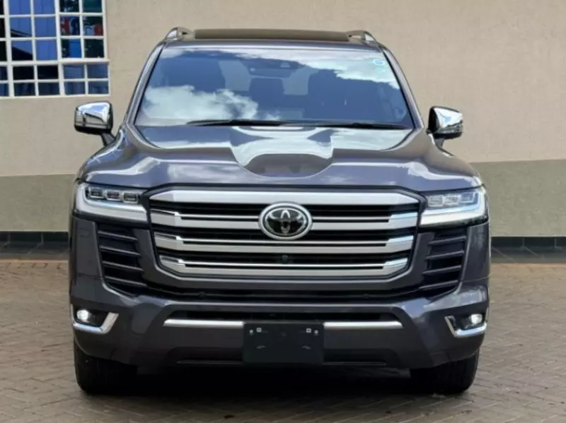 Toyota LAND CRUISER 300 LC300