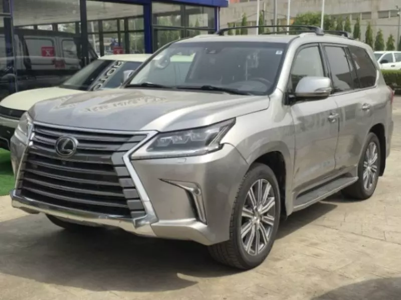 Lexus LX