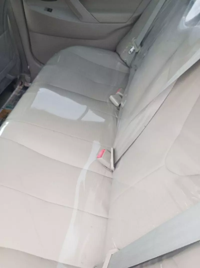 Toyota camry   - 2011