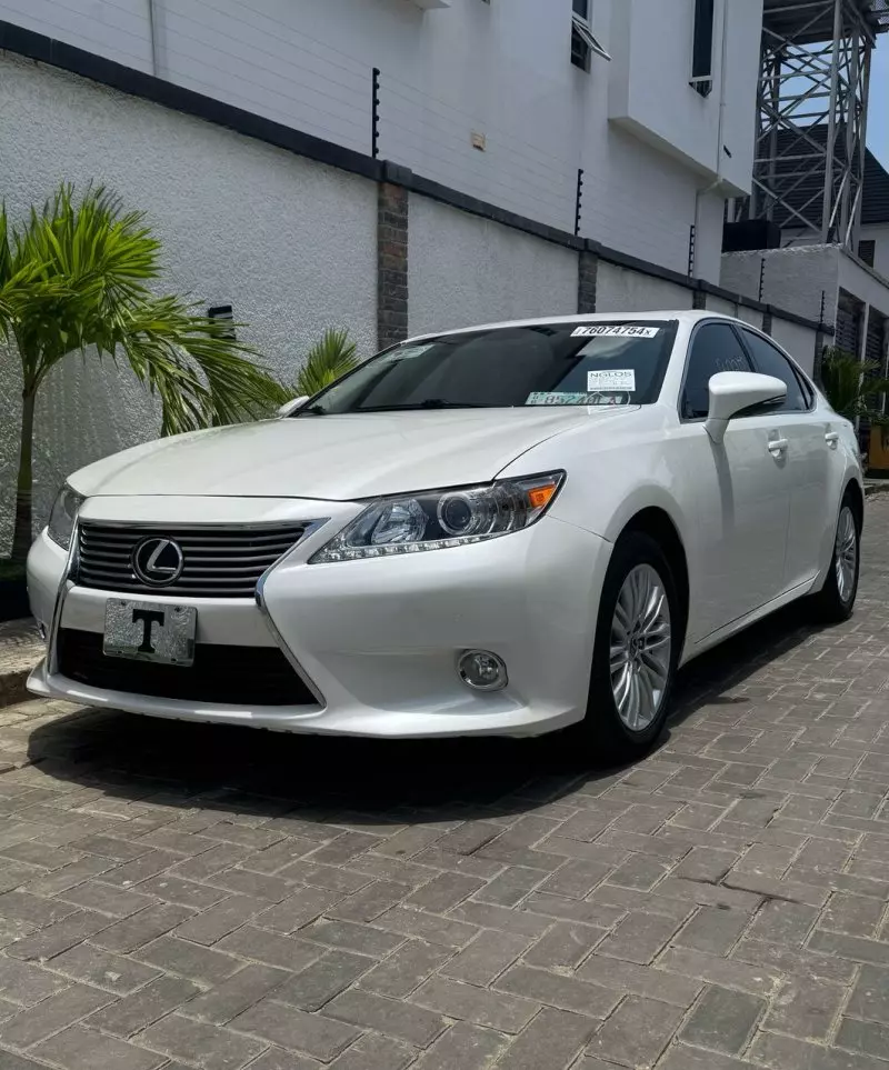 Lexus ES 350   - 2013