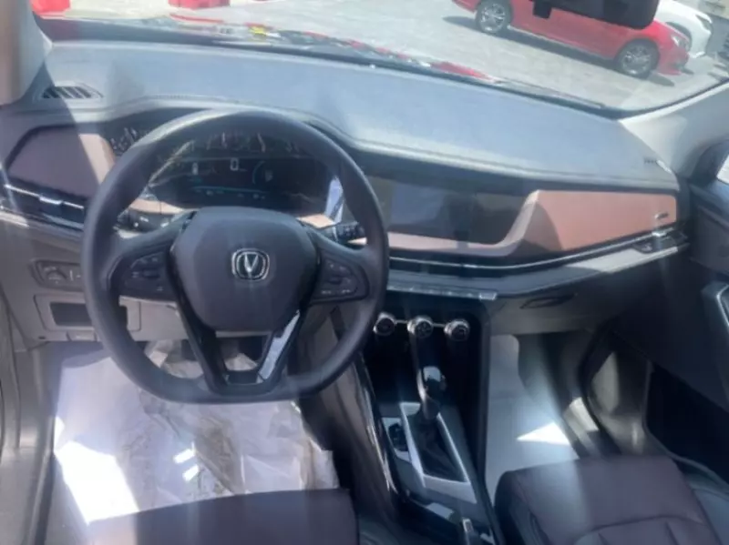 CHANGAN CS15   - 2025
