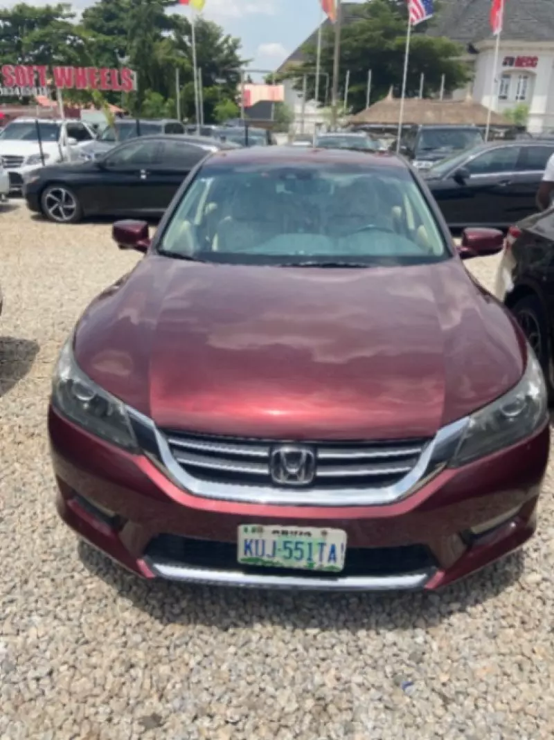 Honda Accord   - 2013