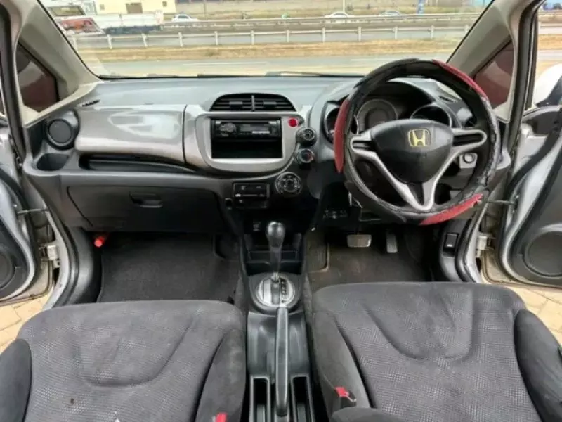Honda Fit   - 2012