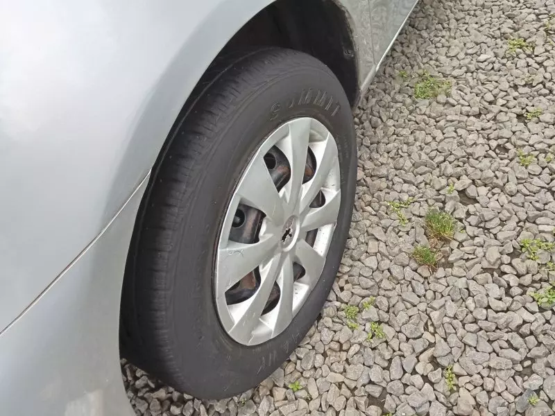 Toyota Axio    - 2010