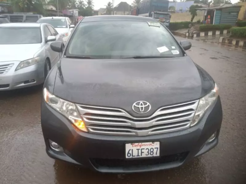Toyota Venza   - 2010