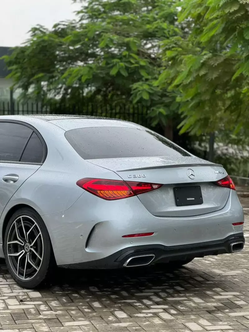 Mercedes-Benz C 300   - 2022