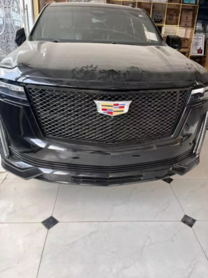 Cadillac Escalade   - 2021