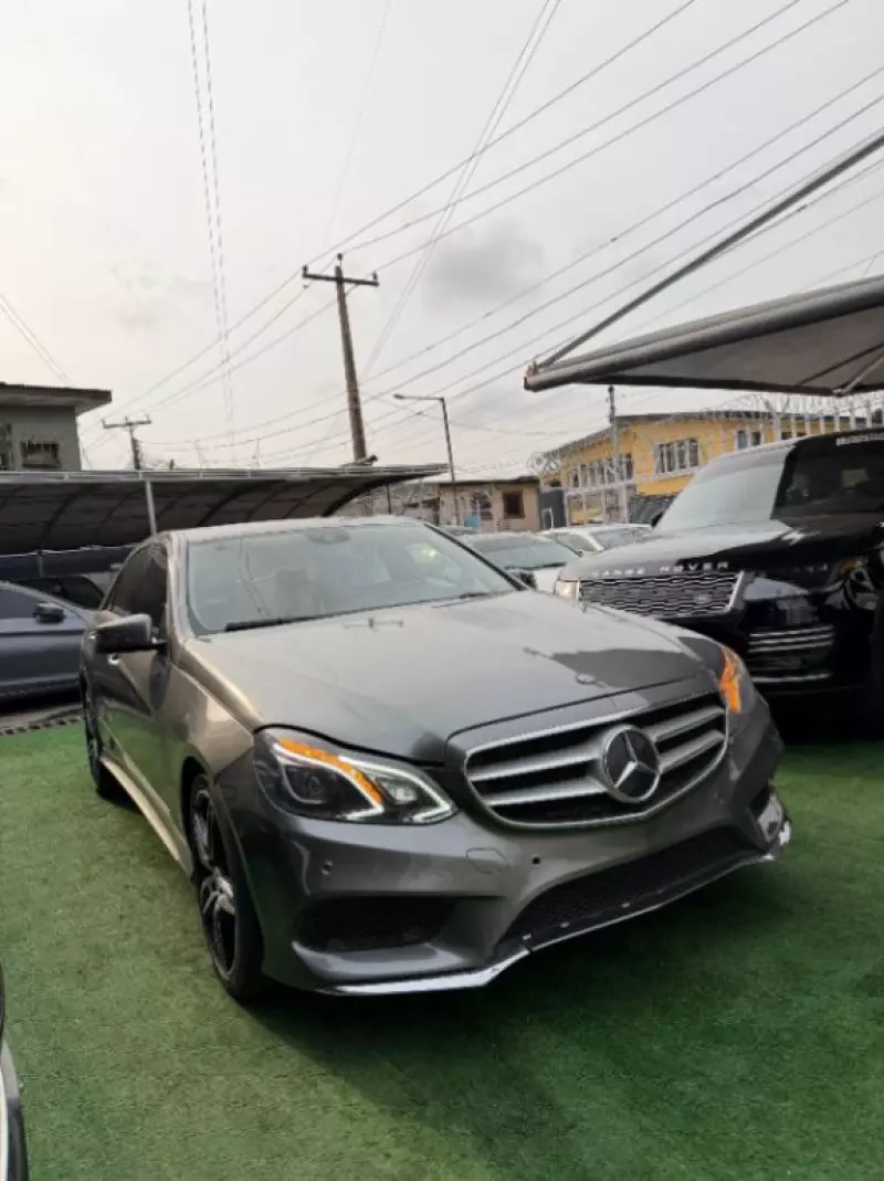 Mercedes-Benz E-Class - 2011