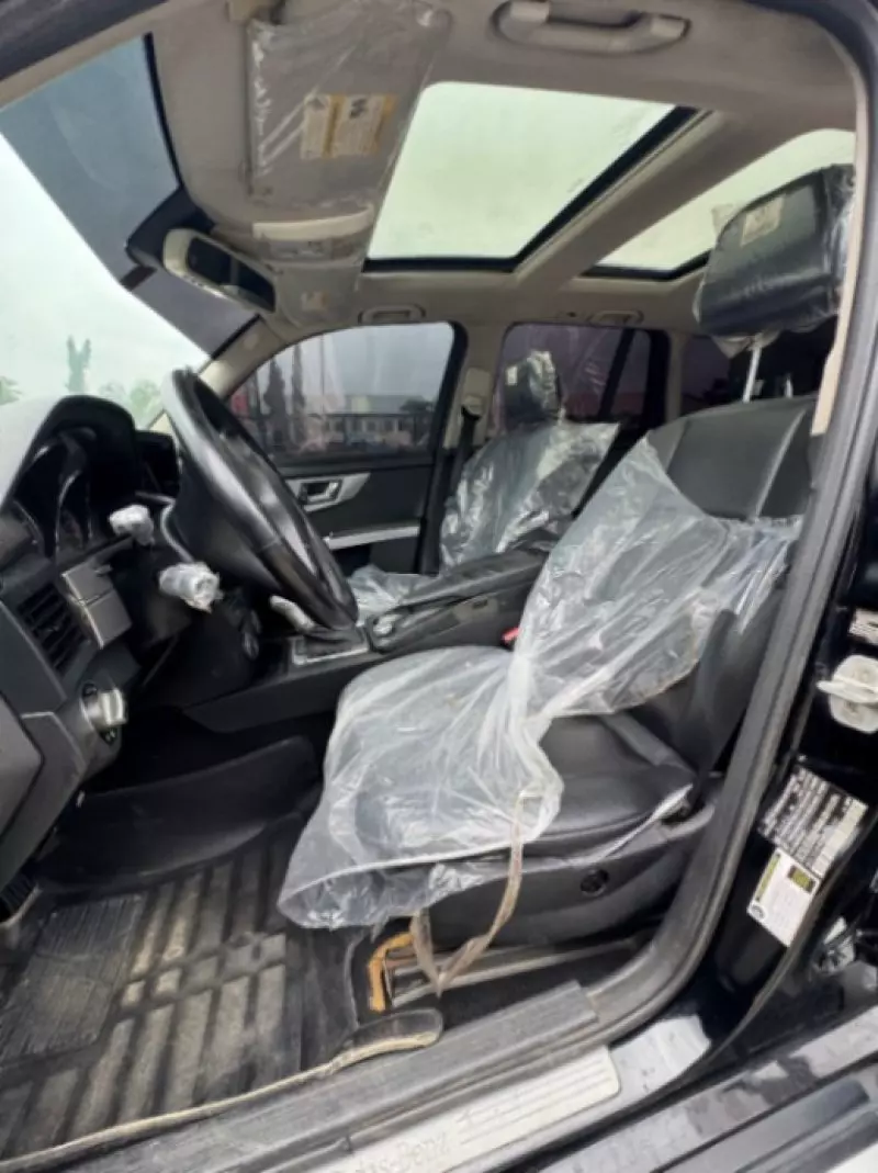 Mercedes-Benz GLK 350   - 2009