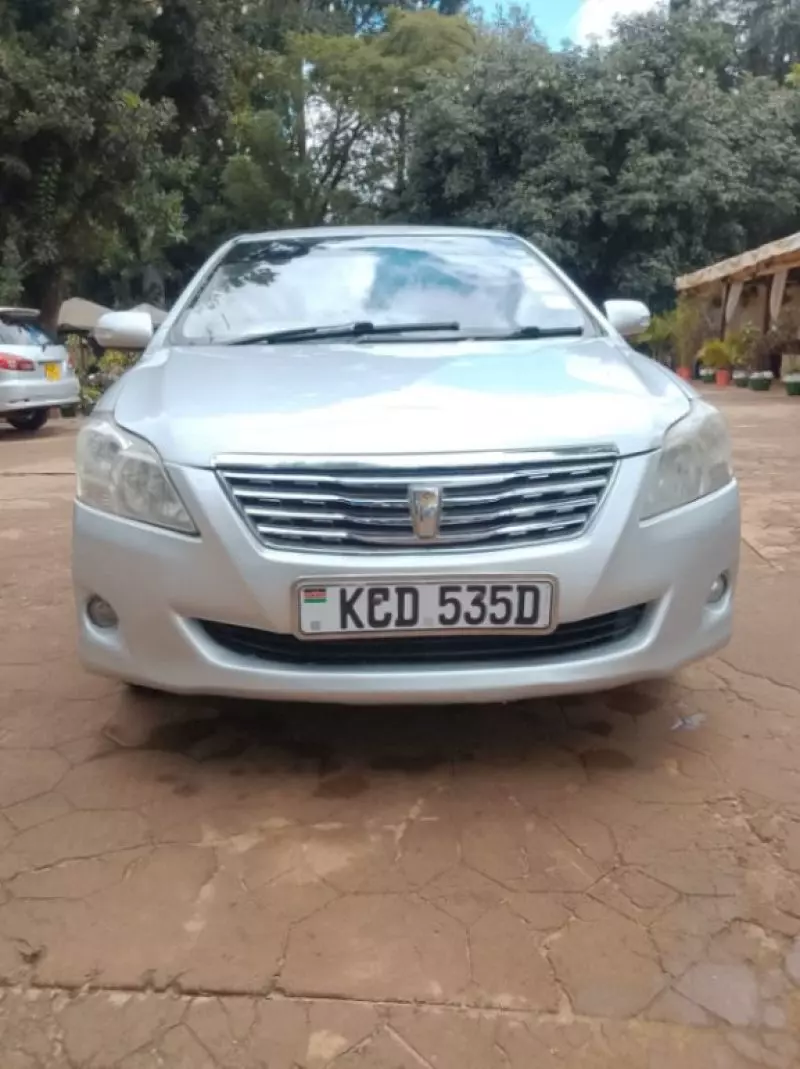 Toyota Premio    - 2008