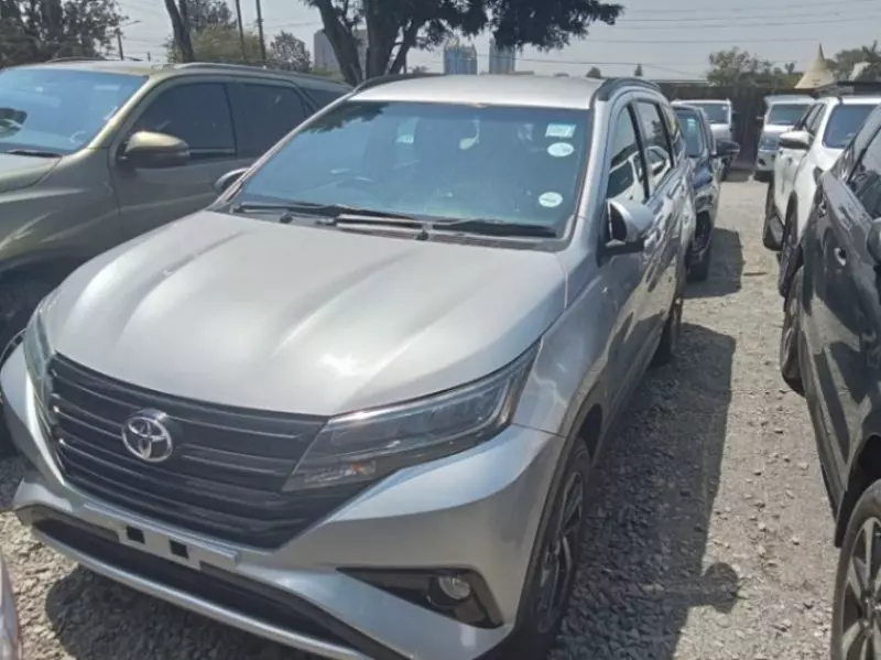 Toyota Rush   - 2018