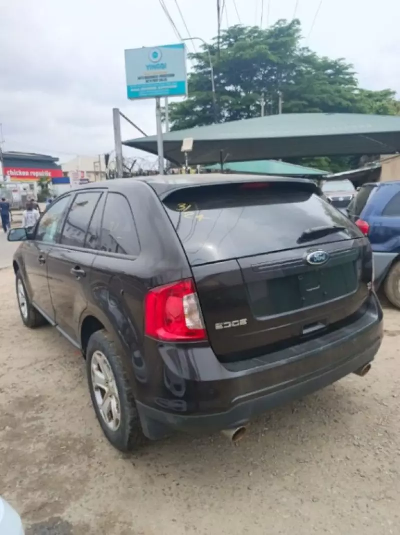 Ford Edge   - 2013