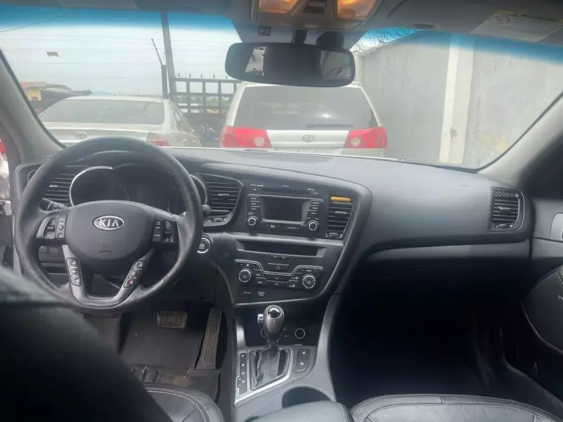 KIA Optima   - 2011