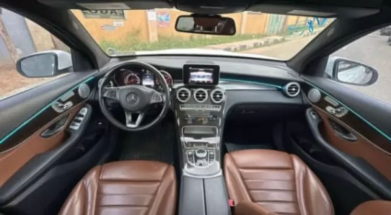 Mercedes-Benz GLC 300