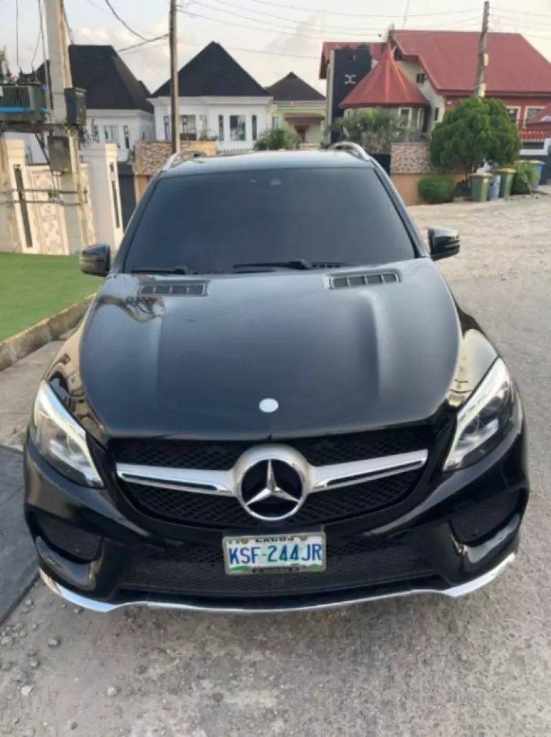 Mercedes-Benz GLE 350   - 2016
