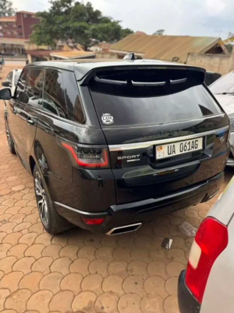 Land Rover RANGE ROVER SPORT HST