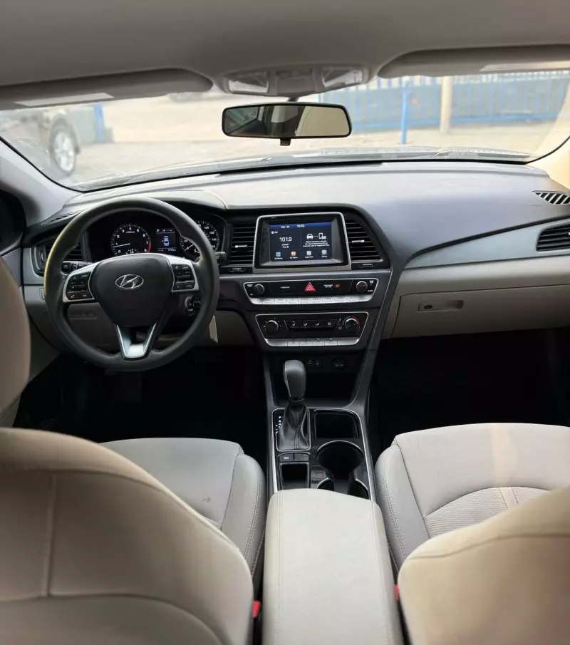 Hyundai Sonata   - 2019