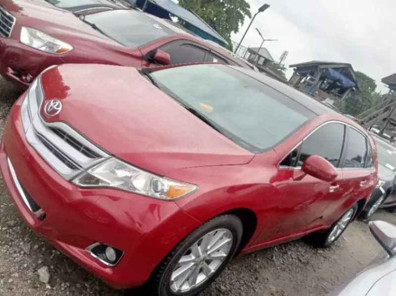 Toyota Venza   - 2010