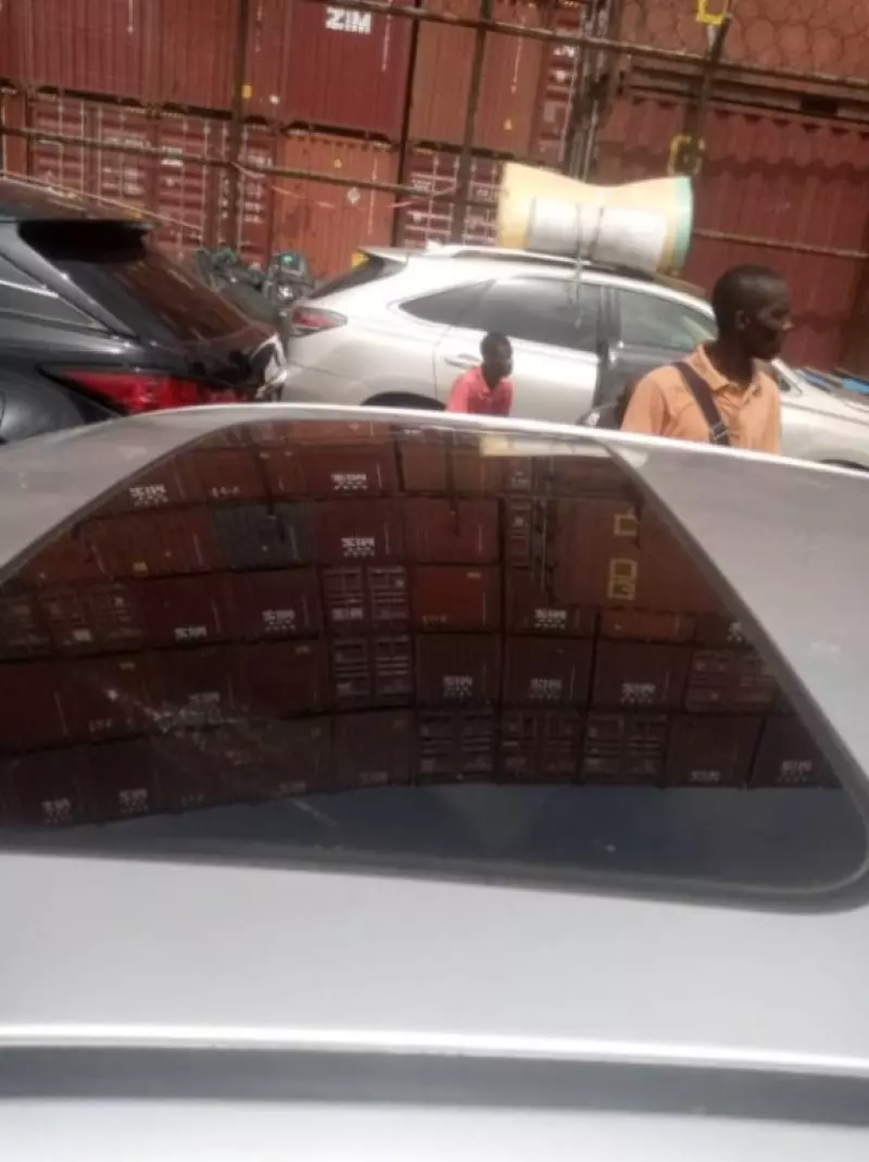 Toyota Camry   - 2009