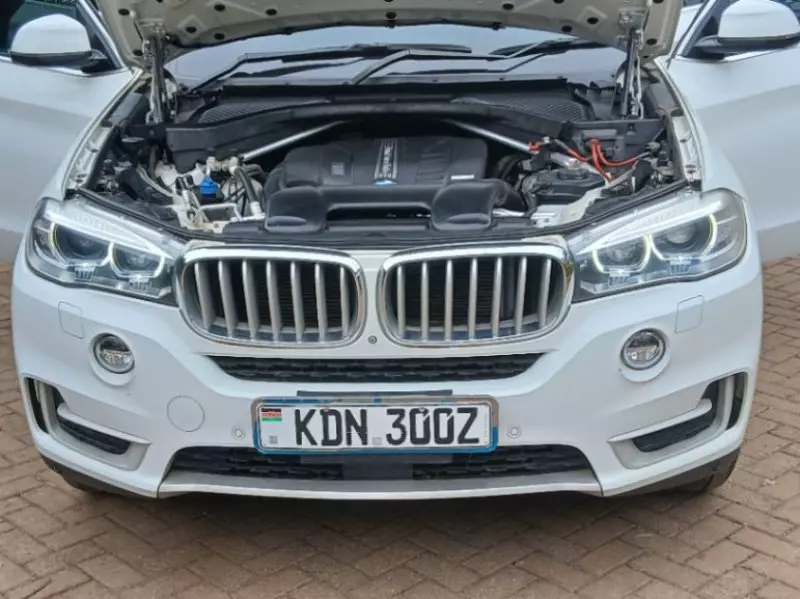 BMW X5   - 2016